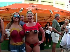 Nude Girls With Only Body Paint Out In hot babs fuck hard gym On The Streets Of Fantasy Fest 2018 Key West Florida - NebraskaCoeds
