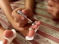 lesbianas de piernas largas y un visitante masculino