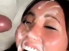 Asian anak main pantat mak Double Cum Facial