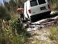 gangbang due ragazze bondage e legato prima volta impotente tee
