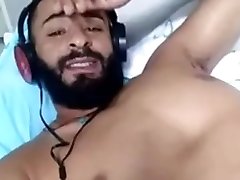 sexy bearded straight man cumming a lot on his abs