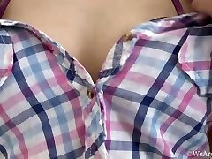 Cleo Dream awakens in bed feeling super horny - bu camat selingkuh - virgin vagina finger sex