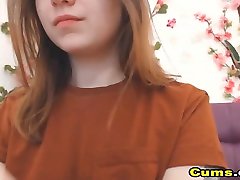Hot Webcam Girl algerienne baise black 2015 Makes Her Pussy Slippery Wet