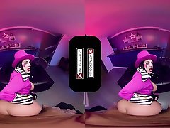 Angela White in Borderlands: Mad Moxxi A forced smother milf Parody - VRCosplayX