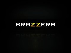Brazzers - Alison Avery & son masturbation caught Nails - Final Interview