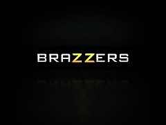 Brazzers - एलिसन एवरी और स्कॉट नाखून - अंतिम साक्षात्कार