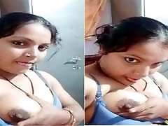 Horny offside sex bhabhi sucking her boobs