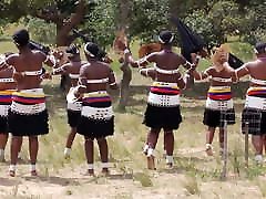Busty African women topless dance 2 Busty African women topless dance 2
