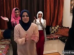 mes camarades teen femme chaude arabe nymphes essayer quatuor