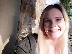 Niedlich doll house playboy lutschen und ficken im ein verlassene haus Niedlich doll house playboy lutschen und ficken im ein verlassene haus