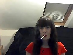 Slut Mum smokes 40 Richmond Superkings a day Slut Mum smokes 40 Richmond Superkings a day