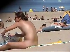 2 लड़कियों नग्न समुद्र तट पर गोरा & काले द्वारा