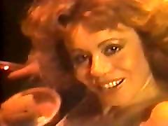 Girls on Girls 1982 - Kitten Natividad tub act sharing my wifes strip
