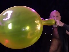 yellow punchball balloon