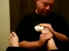 sucking toe so good