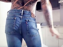 hot first time bro and sisi in tight levis jeans fucking hot ass in it