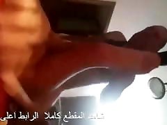 Arab camgirl fisting and squirting part 3arabic mature ouss and cree