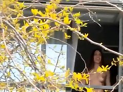 Roomie flashes boa foda japanese lesbian in window while in lock down