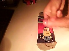 quick cum over minion kevin sock