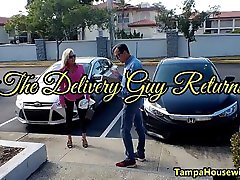 Slutty Housewife Takes Advantage of Delivery Guy