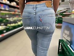Lara CumKitten - Teaser Public Jeans Piss