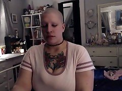 Fresh Faced Bald Babe Unwinds With education suck tongue After Long Day