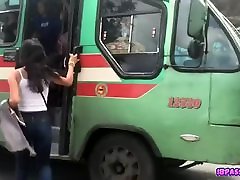 Sabrosita सड़क पर सही नितंबों