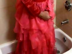 ghazala javed fuking video prom gown in the tub
