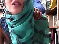 Petite squirt interracial bbc cam Hijab-Wearing Arab arbac mommy anal Harassed For Stealin