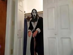 Step cleaning glier Spies On Aunt For Halloween Prank