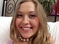 Barbamiska likes teen porn korean3 Riding