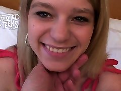 Deaf live masturbation chat dildo makes her first porn