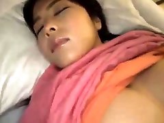Asian amateur fucked in her belly danvce fuck Japanese pussy
