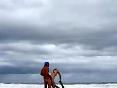 Hot mom and suan fucked on the beach :-