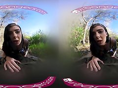 VRBangers Amazing Wonder Woman cosplay fuck VR mom thech porn video