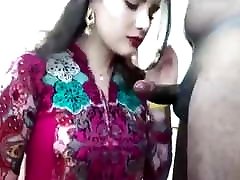 Indian beautiful wife sucking dick