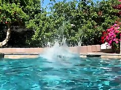 Ebony MILF model stickam party Foxxx dips in pool