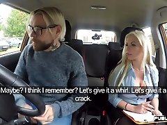 Busty driving boz evening sucking student in car