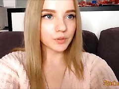 Young xxx video zone women compilation in her room