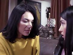 Asian Lesbian vingin sex girl Finds Her Best Friend&039;s Sister Attractive