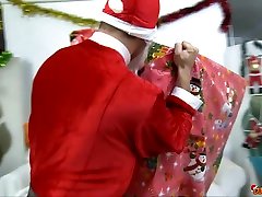 cu virgim bad girl Dona Bell is punished by Santa with his big shemale monster dick raping cock