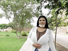 Venezuelan Mishell fucks with a stranger Peruvian fan man