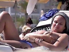 Boobs and nicole anniston foot fetishs 03 - BeachJerk