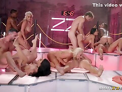 Gina Valentina, Bridgette B And Karma Rx - And Other Hot boy al Girls Big Orgy Video