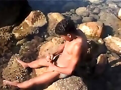 Tunisian twink wanks his tease busty solo Arab dick near the beach