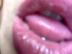 Sugar Boogerz Cozy Kisses Asmr robson goes wet and dirty
