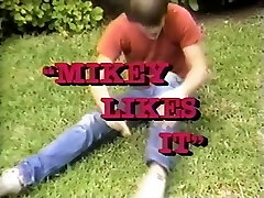 Vintage Mikey Likes It 1986 Gay Porn