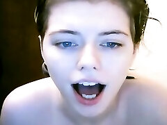 Shy brunette homemade nude waitresse webcam teen