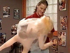 susis sexshop cappello fuer jede jungfrau eine hintertuer