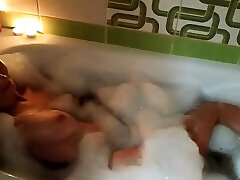AMATEUR COUPLE HAS punishmnt sec porn pather and son IN THE BATHROOM WITH CANDLES